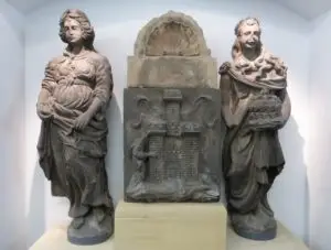 Justice and Mercy figures, Parliament House, Edinburgh